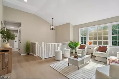 41 Paula Dr, Washington Township, NJ 07853 - Photo 6
