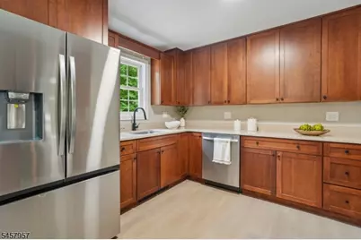 41 Paula Dr, Washington Township, NJ 07853 - Photo 10