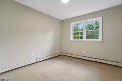 41 Paula Dr, Washington Township, NJ 07853 - Photo 20