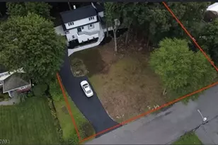 20 Garbarino Ave, Wanaque, NJ 07465 - Photo 2