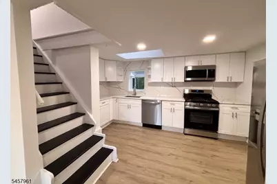 20 Garbarino Ave, Wanaque, NJ 07465 - Photo 6