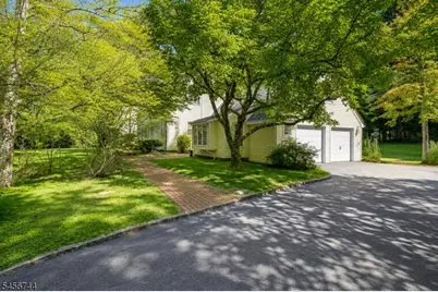 3 Orchard Rd, Kinnelon, NJ 07405 - Photo 2