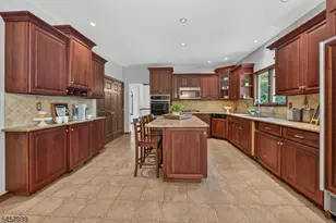 6 Oakridge Rd, Clinton Township, NJ 08801 - Photo 16