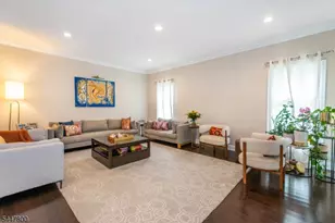 7 Gordon Pl, Bernards Township, NJ 07920 - Photo 10