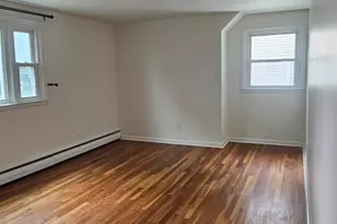19 Knoble Pl 2nd Floor, Hawthorne, NJ 07506 - Photo 4