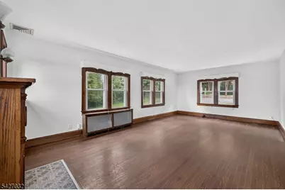 1208 Pompton Ave, Cedar Grove, NJ 07009 - Photo 4