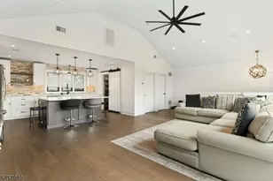 15 Starboard Ct, Brick Twp., NJ 08723 - Photo 2