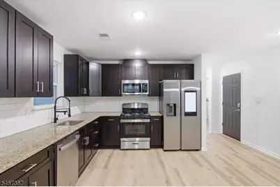 67 S 13th St, Newark, NJ 07107 - Photo 2
