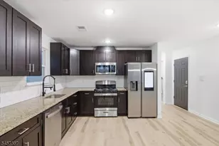 67 S 13th St, Newark, NJ 07107 - Photo 2