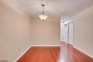 6 Norwich Pl, Franklin Township, NJ 08873 - Photo 8
