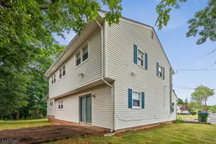 55 Lench Ave, Edison, NJ 08820 - Photo 4