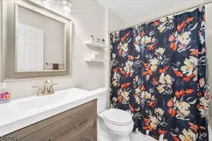 45 Cummington Ln, Raritan Township, NJ 08822 - Photo 22