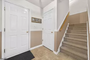 45 Cummington Ln, Raritan Township, NJ 08822 - Photo 24