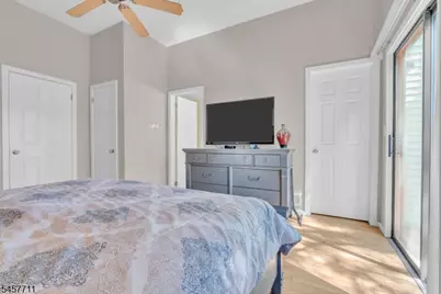 23 Krenkel Ct, Raritan Township, NJ 08822 - Photo 12