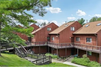 1 Beaver Creek Dr #4, Vernon, NJ 07462 - Photo 2