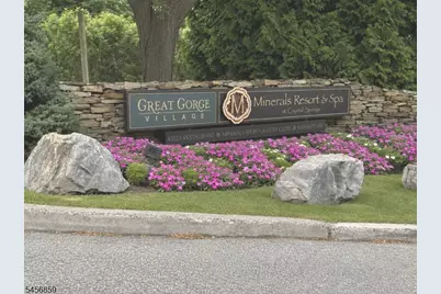 1 Beaver Creek Dr #4, Vernon, NJ 07462 - Photo 1
