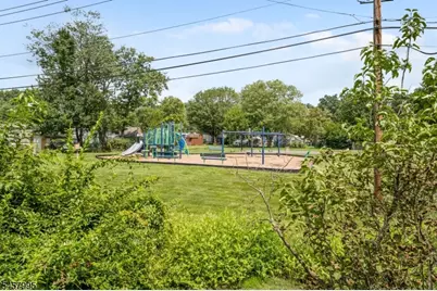 3 Carol, South Brunswick Township, NJ 08852 - Photo 18