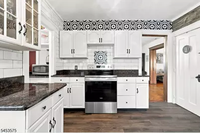 407 Monroe St, Hackettstown, NJ 07840 - Photo 18