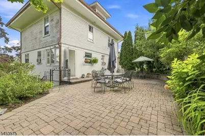 407 Monroe St, Hackettstown, NJ 07840 - Photo 40