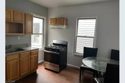 46 Read St, Newark, NJ 07105 - Photo 8