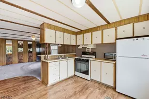 195 W Main St Unit, Chester, NJ 07930 - Photo 14