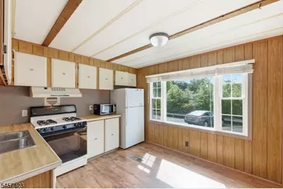 195 W Main St, Unit #J, Chester, NJ 07930 - Photo 12