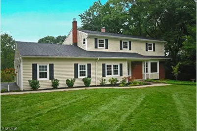 608 Plymouth Ct, Branchburg Township, NJ 08876 - Photo 2