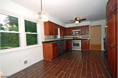 608 Plymouth Ct, Branchburg Township, NJ 08876 - Photo 12