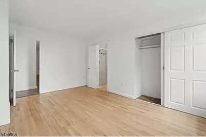 712 N Broad St #2C, Elizabeth, NJ 07208 - Photo 18