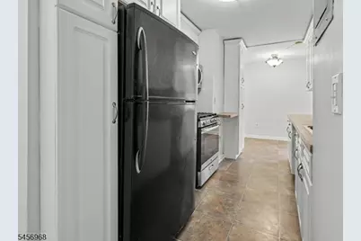 712 N Broad St #2C, Elizabeth, NJ 07208 - Photo 12