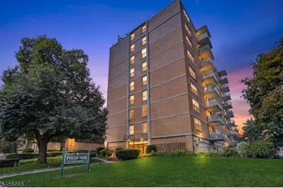 712 N Broad St #2C, Elizabeth, NJ 07208 - Photo 1