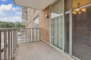 712 N Broad St, Elizabeth, NJ 07208 - Photo 26