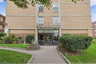 712 N Broad St #2C, Elizabeth, NJ 07208 - Photo 2