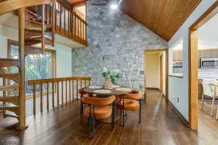5 Apgar Way, Tewksbury Township, NJ 08833 - Photo 12