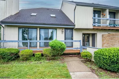59 Woodhill St, Franklin Township, NJ 08873 - Photo 2