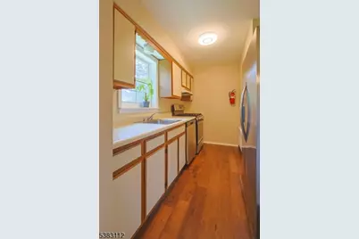 9 Wedgewood Drive #96, Verona, NJ 07044 - Photo 8