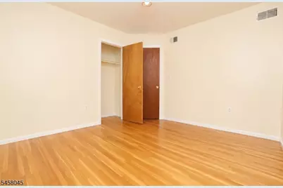 839 Walnut St, Roselle, NJ 07203 - Photo 6
