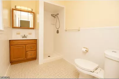 839 Walnut St, Roselle, NJ 07203 - Photo 10
