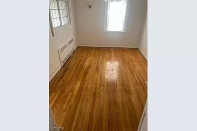 35 Chestnut Ave, Irvington, NJ 07111 - Photo 2