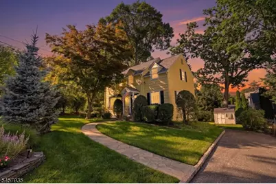 94 Harrison St, Verona, NJ 07044 - Photo 1