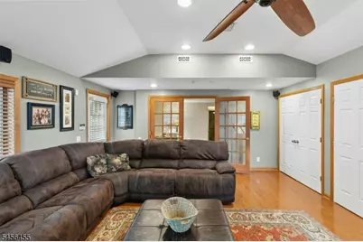 299 Stoughton Ave, Cranford Township, NJ 07016 - Photo 16