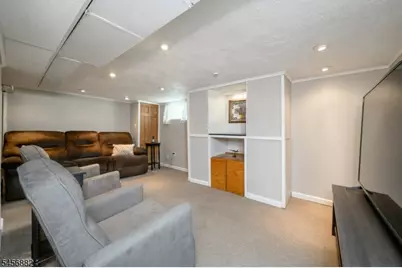 230 Jones Pl, Linden, NJ 07065 - Photo 26