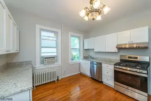 157 Walnut St, Montclair, NJ 07042 - Photo 2