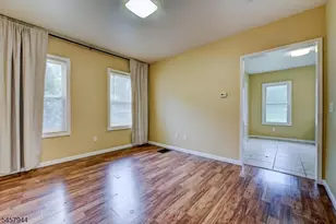 138 Hamburg Turnpike, Bloomingdale, NJ 07403 - Photo 16