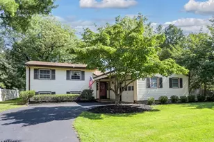 21 Heinrich Rd, Franklin Township, NJ 08873 - Photo 1