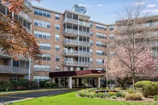 530 Valley Rd, Montclair, NJ 07043 - Photo 2