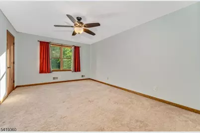 40 Thatcher Avenue, Franklin Township, NJ 08886 - Photo 22