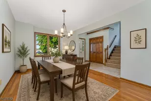 40 Thatcher Ave, Franklin Township, NJ 08886 - Photo 4