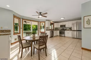 40 Thatcher Ave, Franklin Township, NJ 08886 - Photo 10