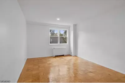 39 E 39th St, Paterson, NJ 07514 - Photo 10